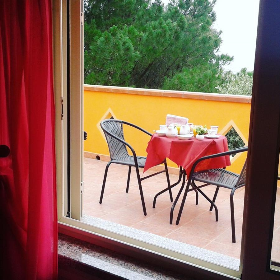 B&B Il Girasole ซานต์อันนาอาเรซี ภายนอก รูปภาพ